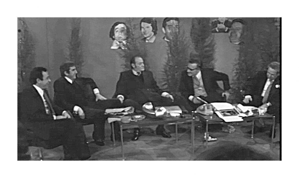 Πίσω στο χρόνο: Όταν ο Λάμπρος Κωνσταντάρας, ο Γιώργος Κωνσταντίνου και ο Γιάννης Γκιωνάκης έκατσαν στον ίδιο τηλεοπτικό καναπέ - Όμορφα χρόνια! (video)