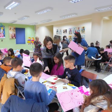 18ο Δημοτικό Σχολείο: Χριστουγεννιάτικες εορταστικές δράσεις