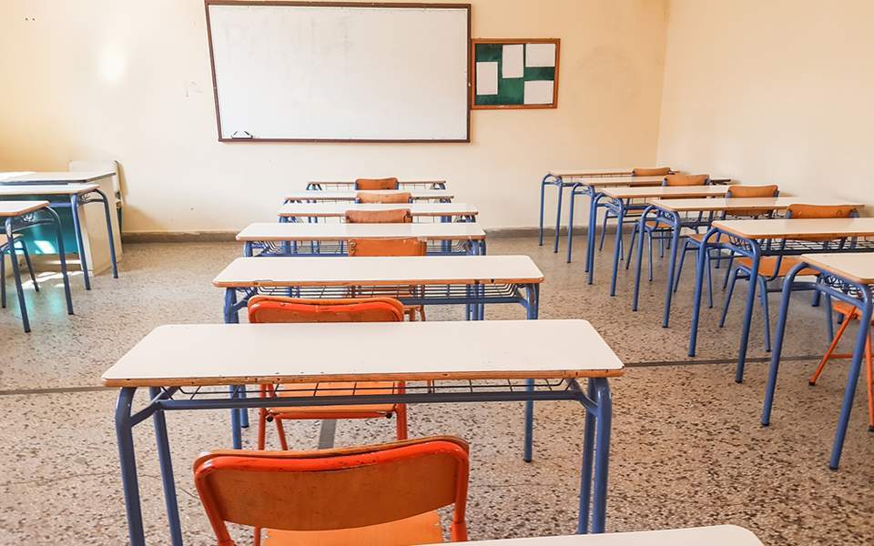 Προβληματισμός για τα σχολεία και τους μαθητές εν μέσω κορωνοϊού και ιώσεων: Δεν εξετάζονται πρόσθετα μέτρα