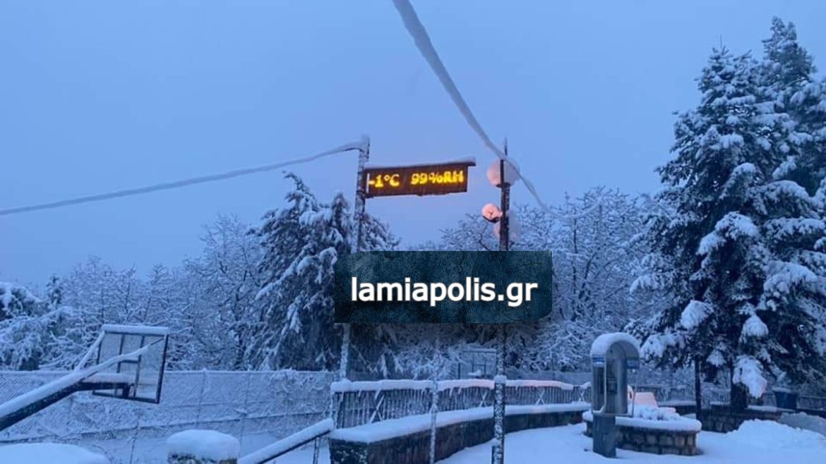 Μακρακώμη: Χωρίς σοβαρά προβλήματα από τη χιονόπτωση - Ο Αντιδήμαρχος Παναγιώτης Κοντογεώργος στον Lamia Polis 87,7