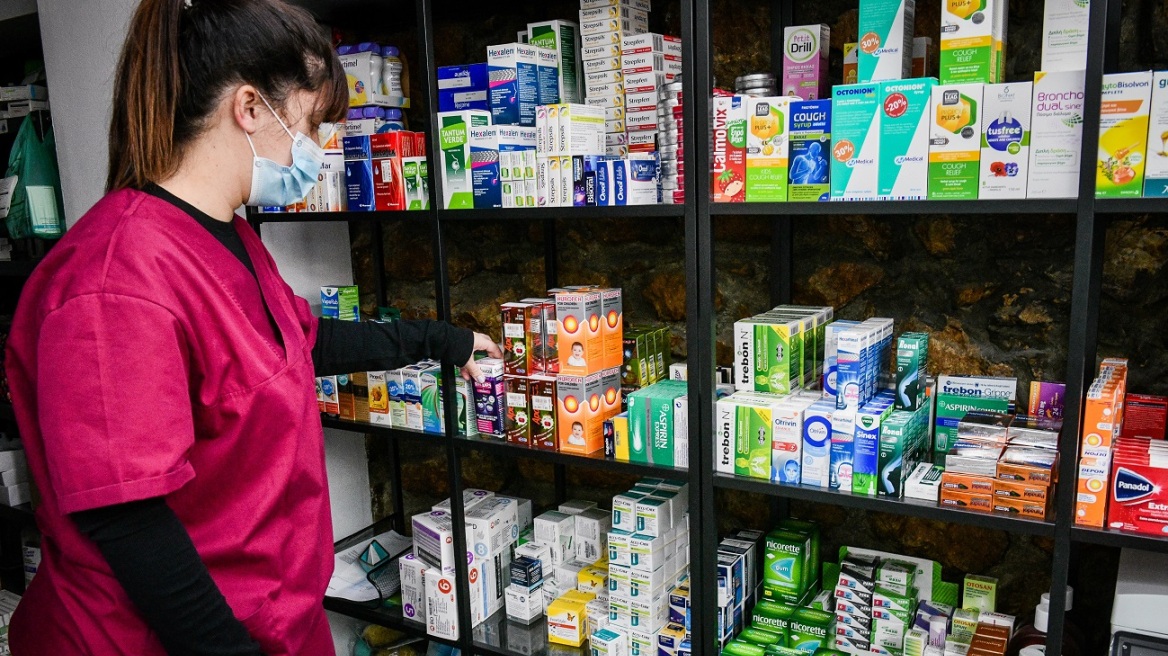 Νέα μέτρα για τις ελλείψεις στα φάρμακα: Οι γιατροί θα συνταγογραφούν δραστική ουσία