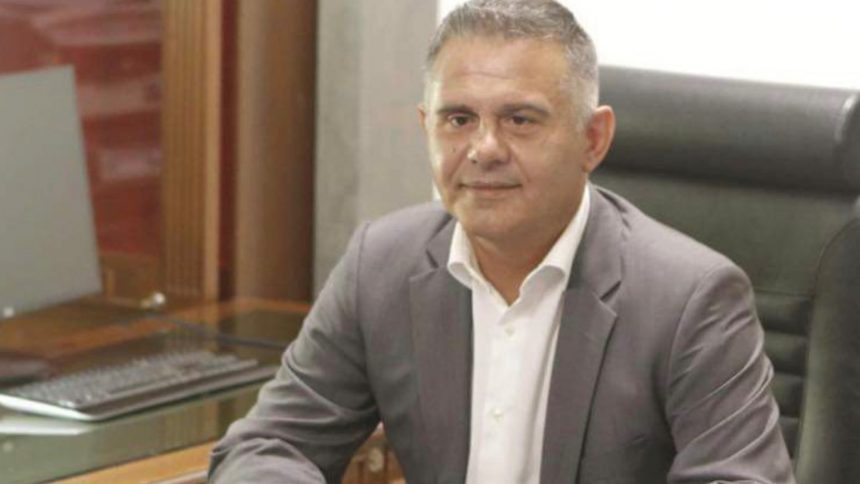 Υποψήφιος δήμαρχος Καμένων Βούρλων ο Ηλίας Κυρμανίδης!