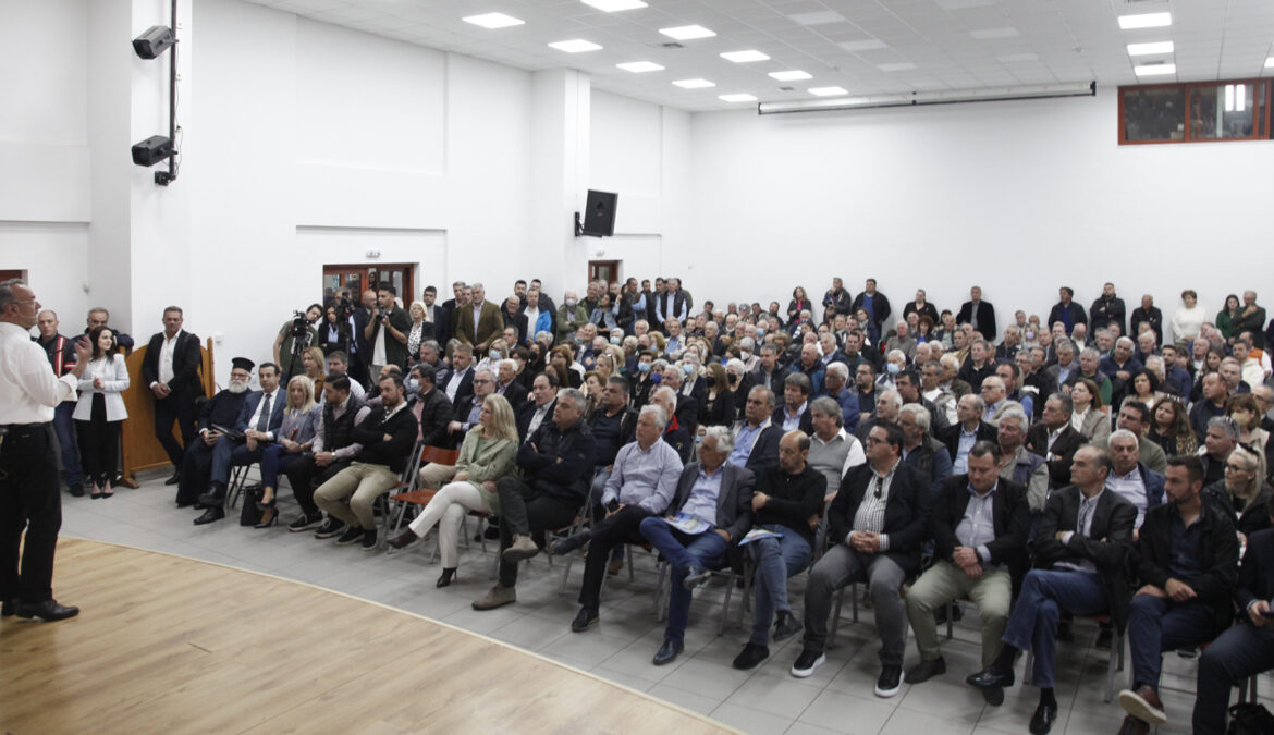 Ο Χ. Σταϊκούρας μίλησε σε εκδήλωση για τους αγρότες στην Στυλίδα (φώτο)