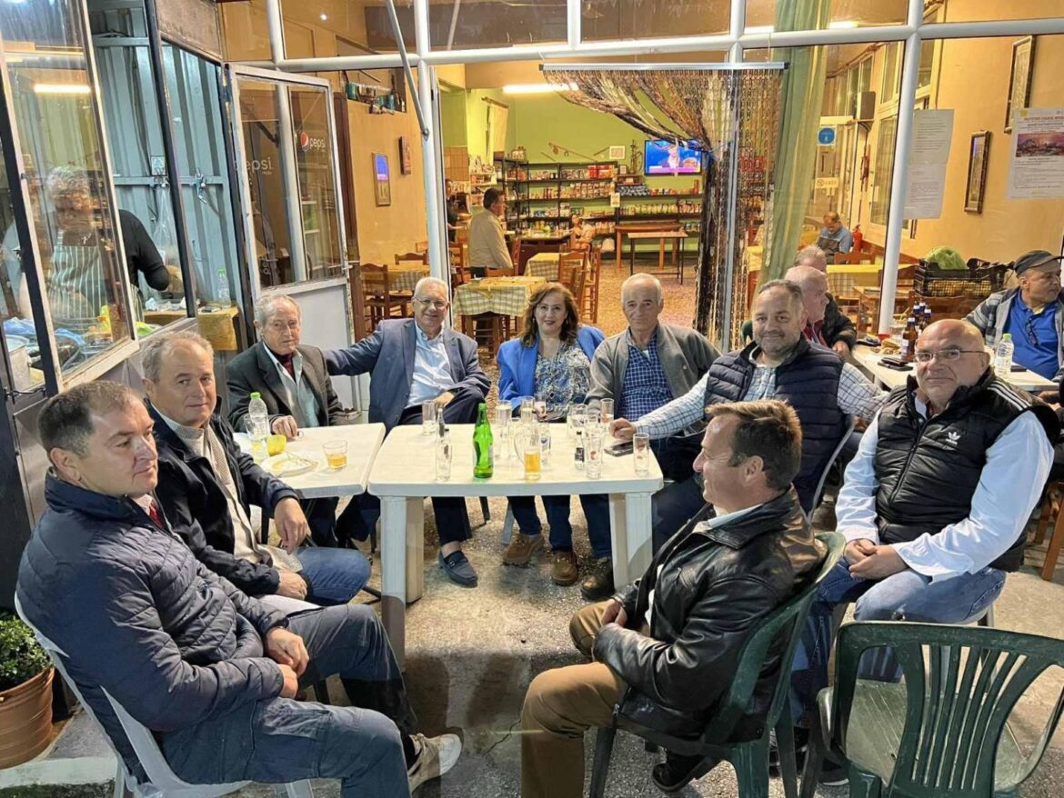 Στην γιορτή κερασιού στο Μετόχι και στο γλέντι στην Τριάδα ο Κώστας Μαρκόπουλος