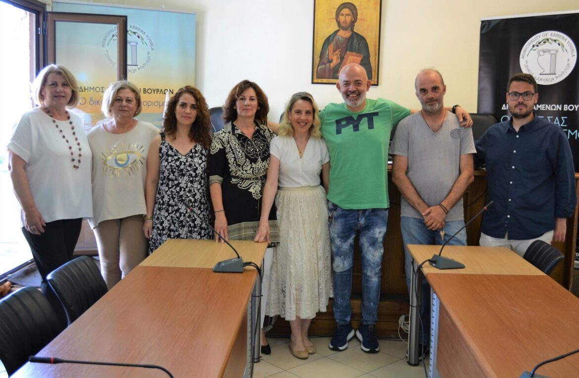 Δήμος Καμένων Βούρλων: Ορκίστηκαν επτά εργαζόμενοι του προγράμματος «Βοήθεια στο Σπίτι»