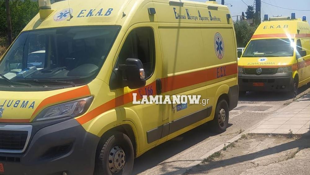 Δημοτικοί υπάλληλοι, πυροσβέστες και προσωπικό στρατού στα πληρώματα των ασθενοφόρων – Δ.Χαλεπλής στον Lamia Polis: “Η απόφαση είναι επικοινωνιακή και στην ουσία δεν λύνει το πρόβλημα” (audio)