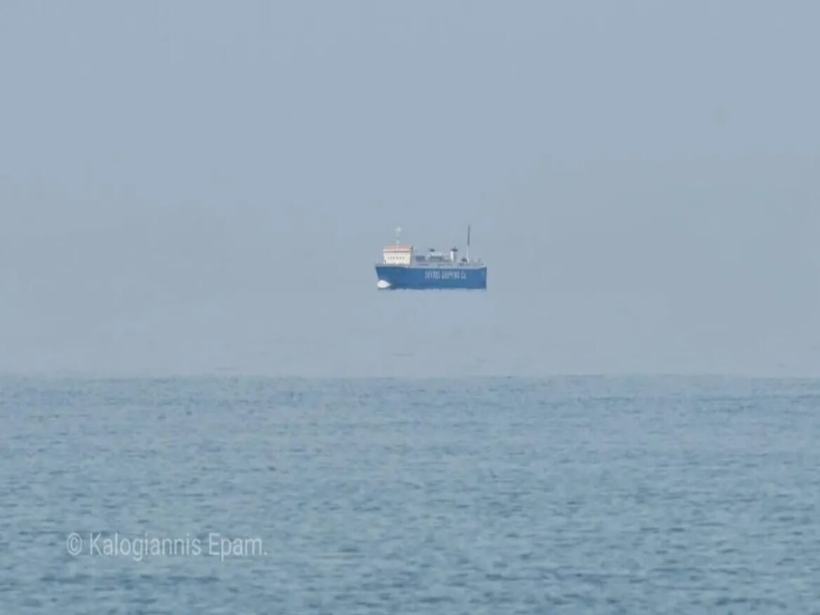 Eύβοια: "Iπτάμενο" πλοίο ανοιχτά της Κύμης - Το φαινόμενο Fata Morgana που προκάλεσε την εικόνα